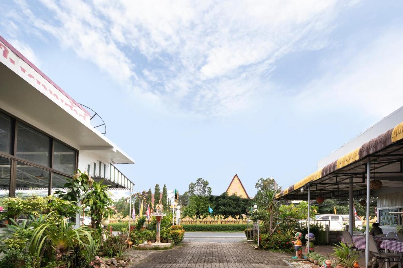 Oyo 1154 Naiyang House Hotel Nai Yang Exterior photo